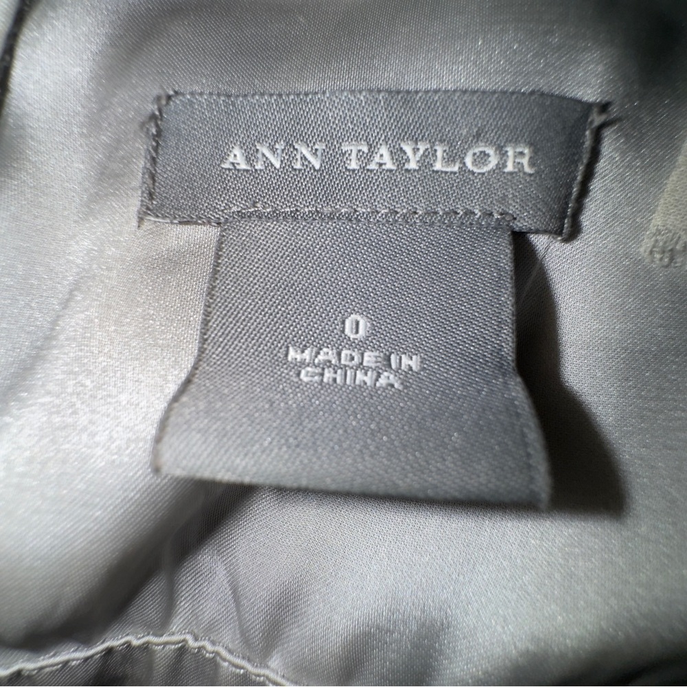 Ann Taylor 100% Silk Floral Maxi Dress dark Romantic whimsi classic elegance - Picture 4 of 10